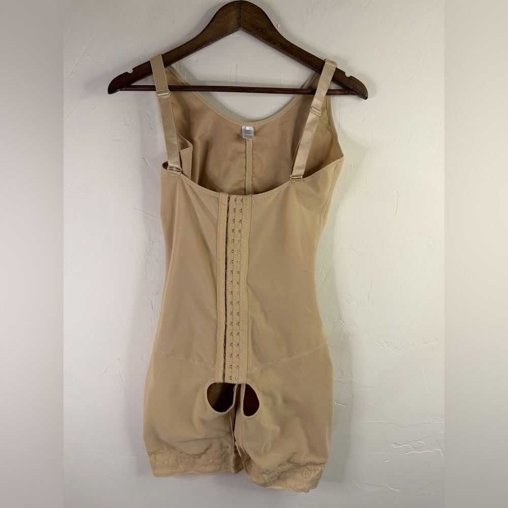Women’s Beige Shapewear Bodysuit